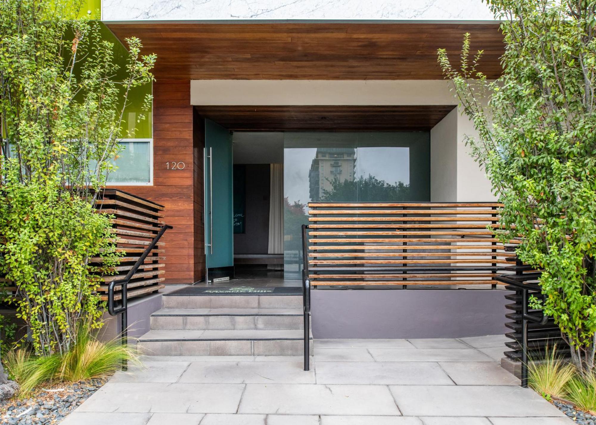 Sirtaj - Beverly Hills Los Angeles Dış mekan fotoğraf